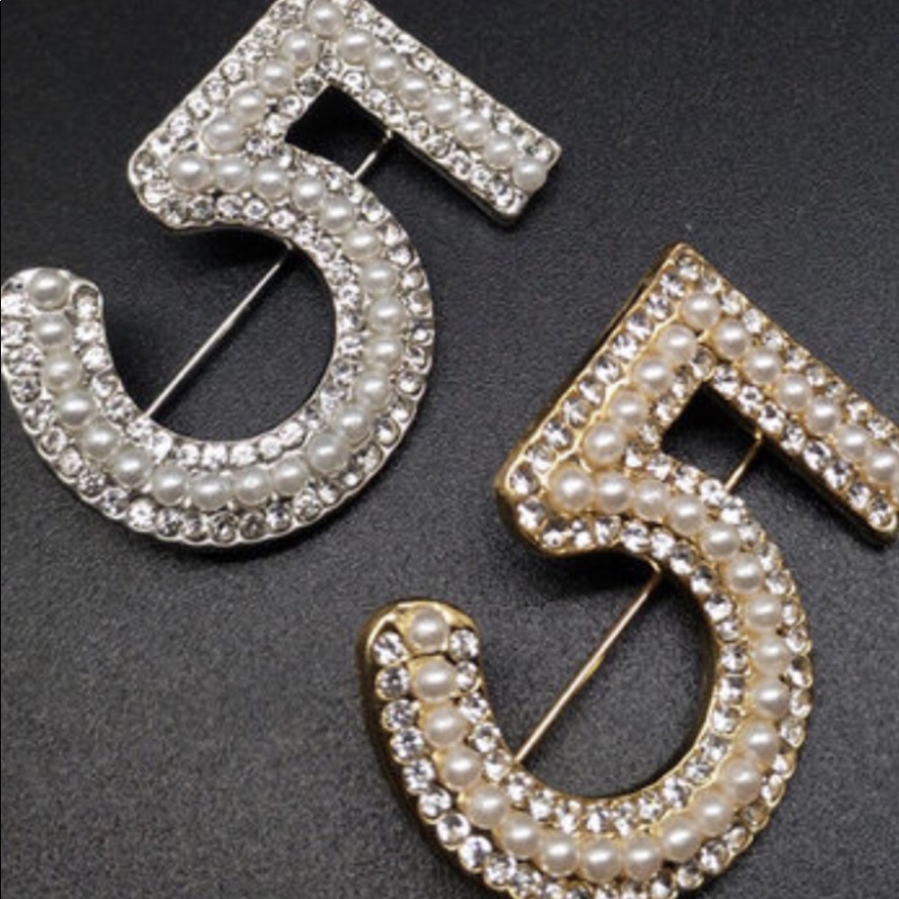 #5 Brooches
